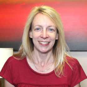 Jennifer Jonely