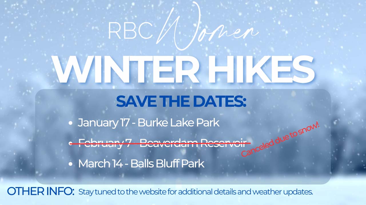 women-hikeswinter26b